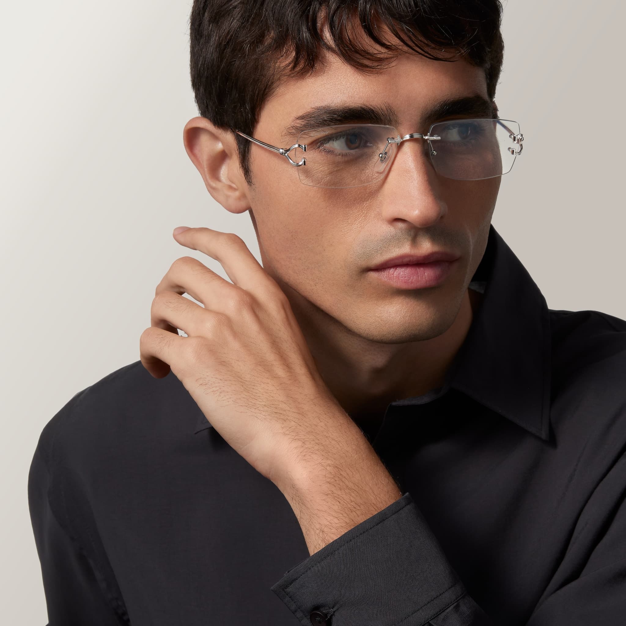 Klasik C de Cartier motifli güneş gözlükleri 3