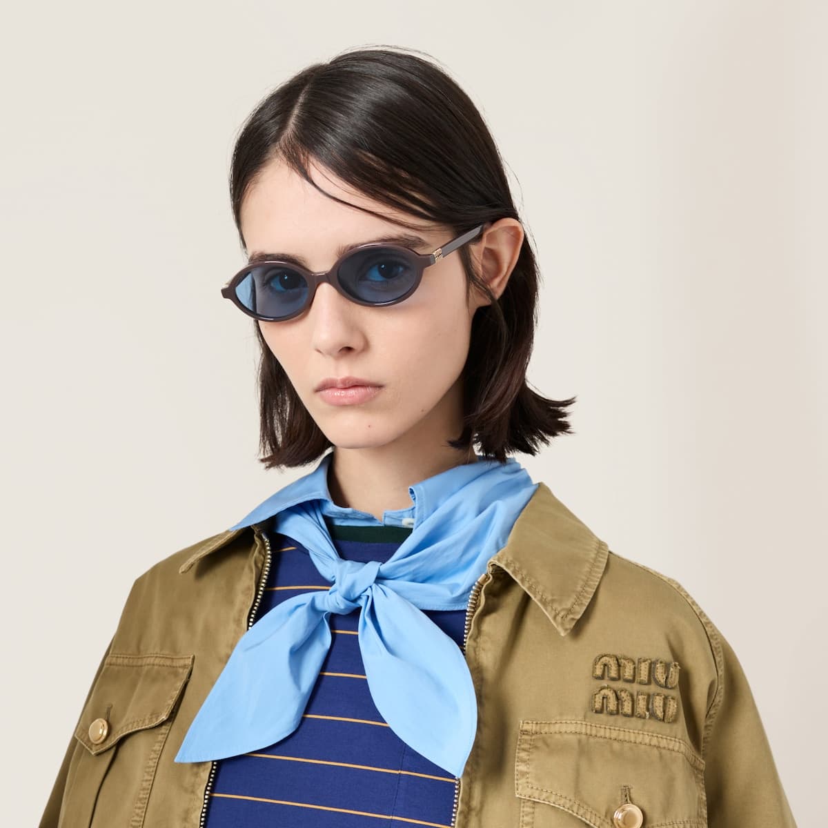 Miu Miu SMU04Z — Miu Regard Güneş Gözlüğü 2